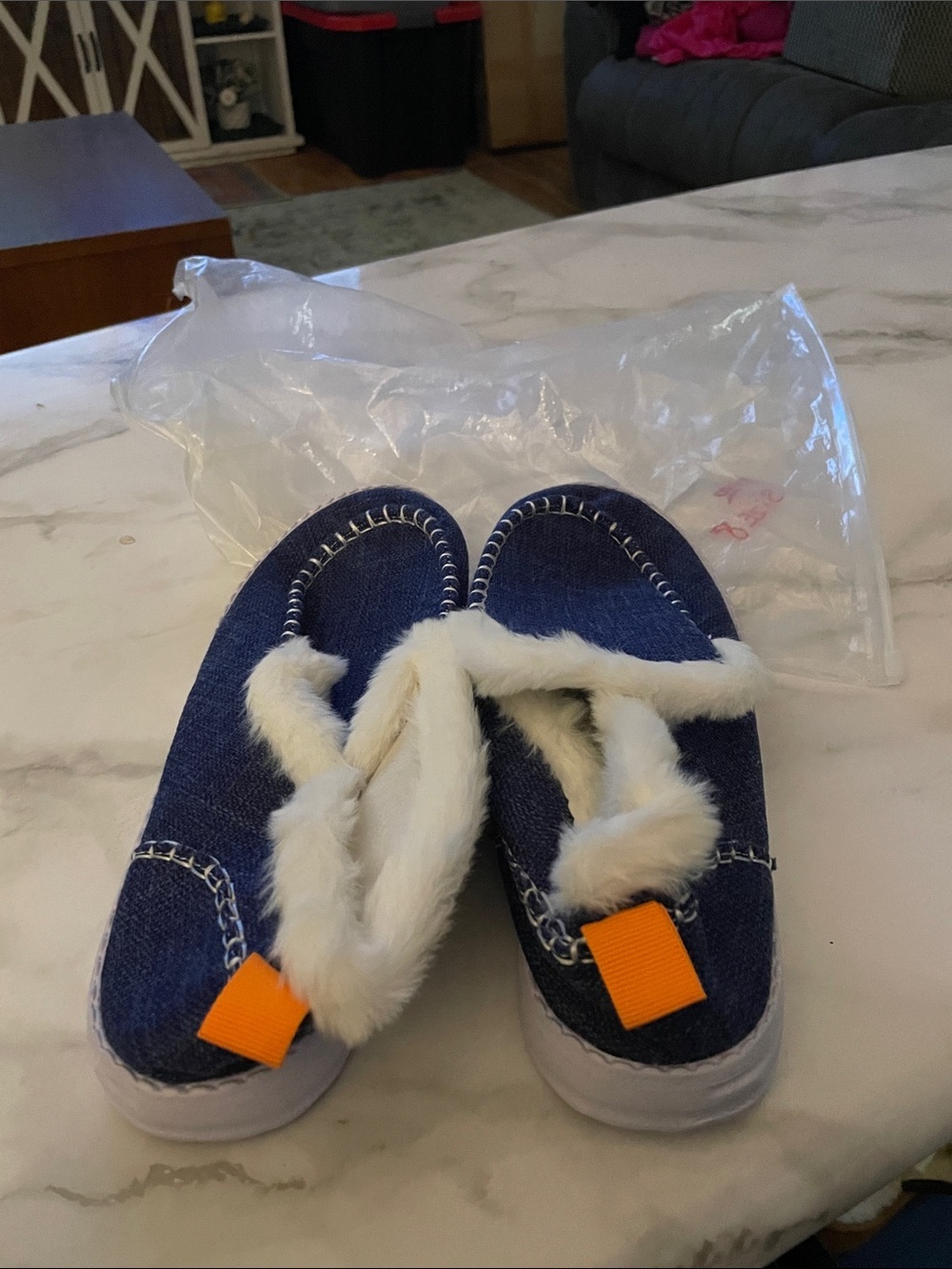 Slippers - Picture 3 of 3